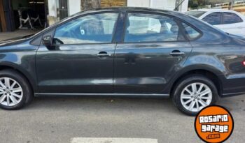 VOLKSWAGEN POLO COMFORTLINE 1.6 lleno