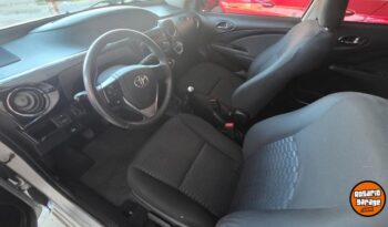 TOYOTA ETIOS 1.5 lleno