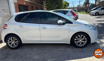 Peugeot 208 Allure Touch Screen lleno