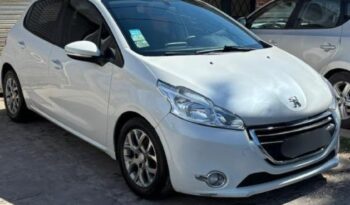 Peugeot 208 Allure Touch Screen lleno