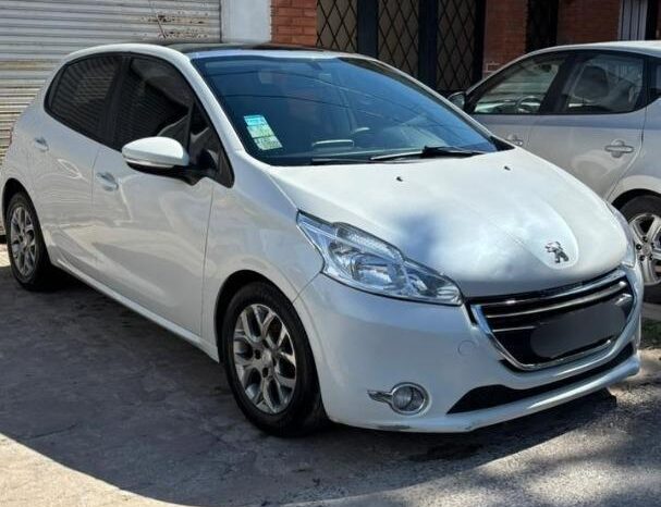 Peugeot 208 Allure Touch Screen lleno